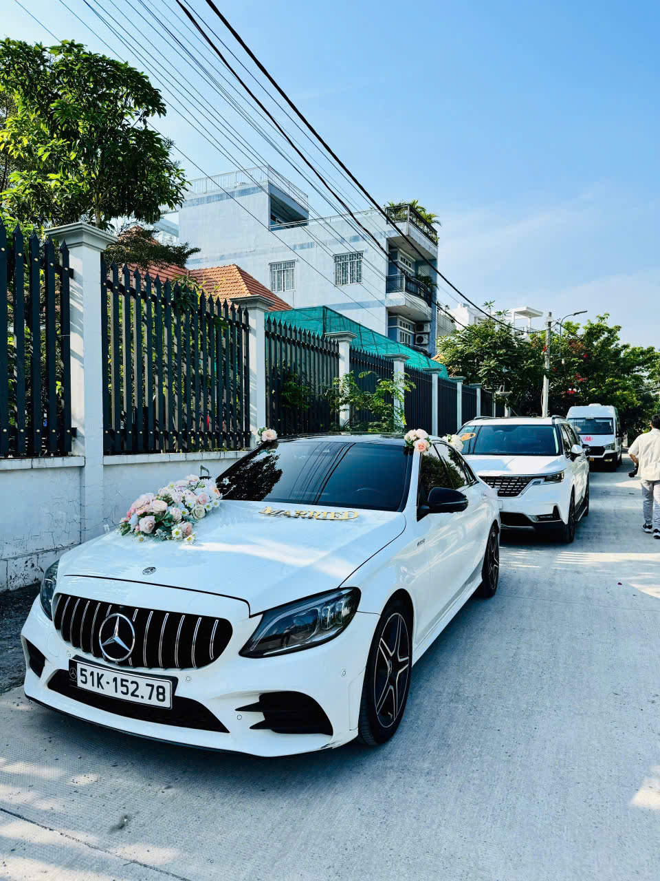 Xe 4 chỗ
